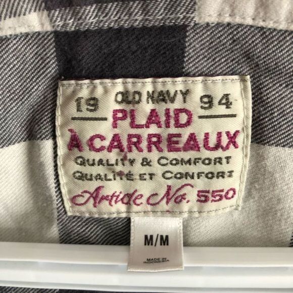 OLD Navy Size Med Grey plaid top with rolled sleeves - Picture 4 of 5